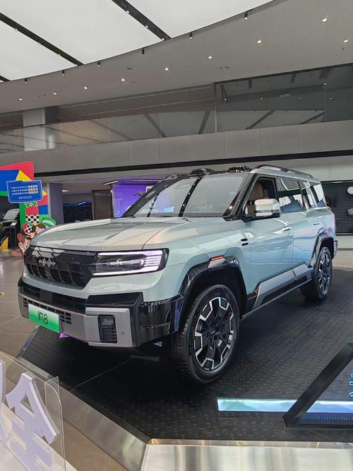 东莞220比亚迪方程豹硬派越野的爆款，英菲尼迪35周年与你共成长