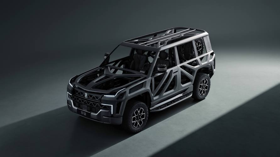 东莞220仰望U8硬派越野的科技魅力，国能汽车对传统燃油车市场的冲击